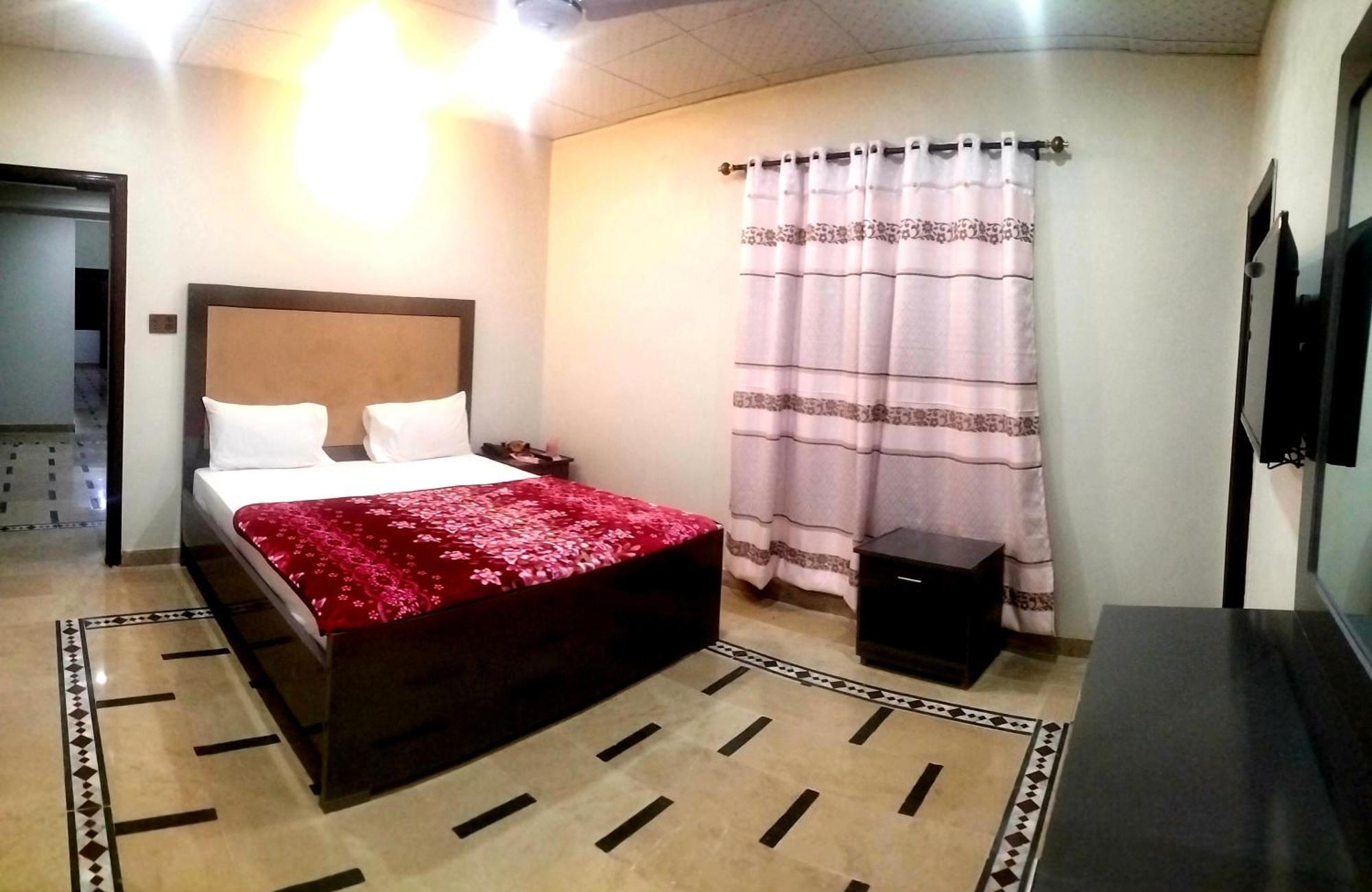 Subhan Palace Guest House Карачи Екстериор снимка