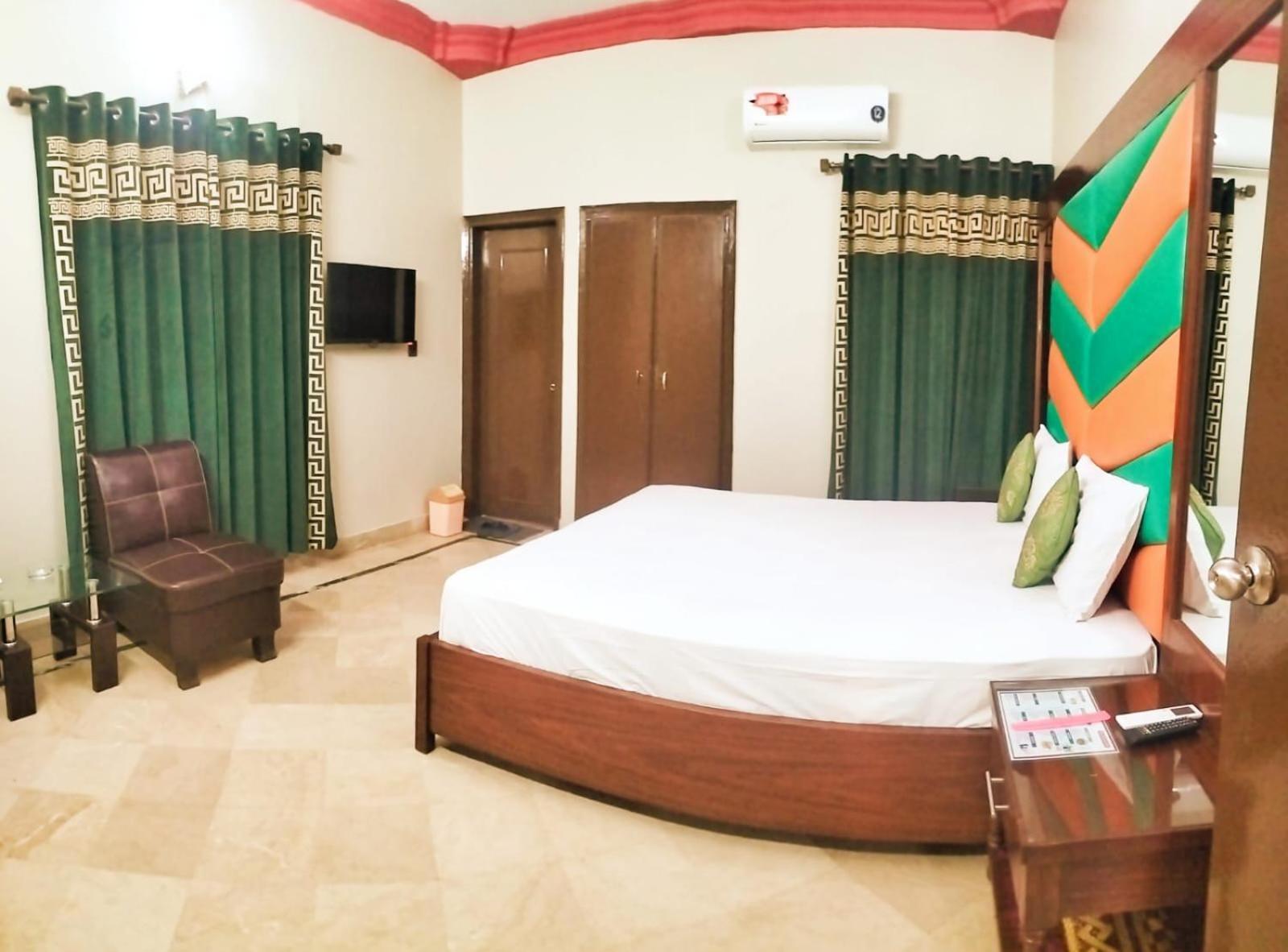 Subhan Palace Guest House Карачи Екстериор снимка
