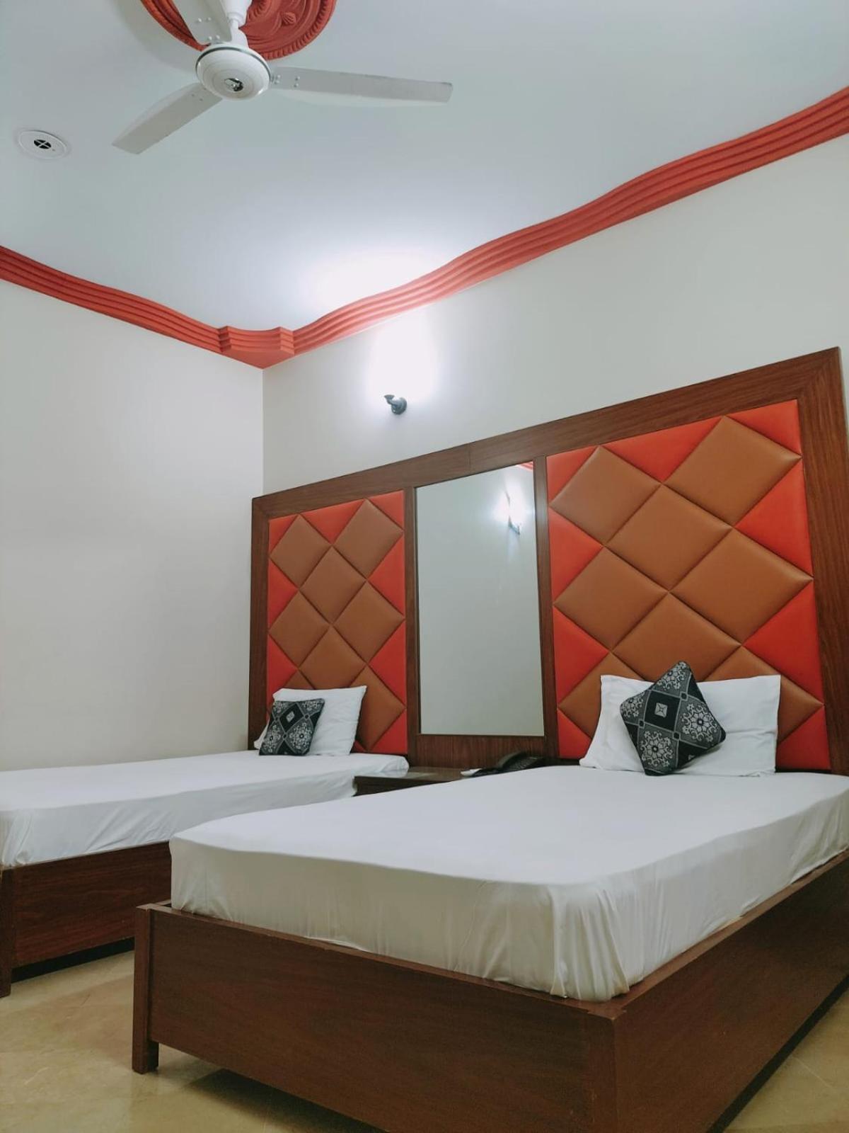 Subhan Palace Guest House Карачи Екстериор снимка